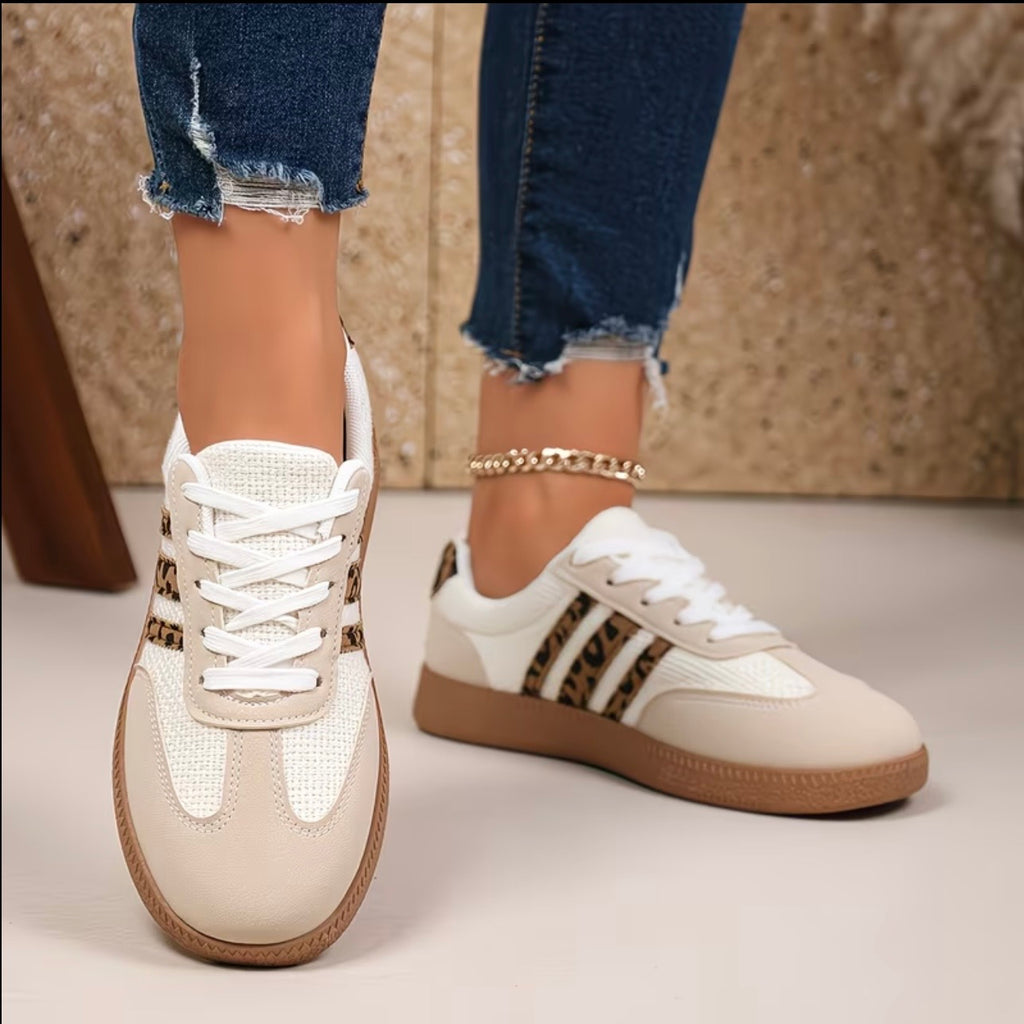 Veloura Street Sneakers